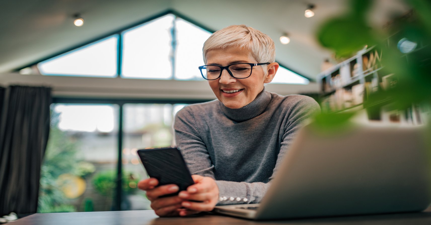 Top Cell Phone Plans for Seniors 2023 Navi